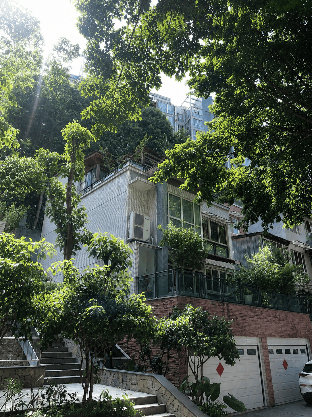 韶关岛居岁月从容升级：小小岛老别墅加装蒂升悦行款电梯